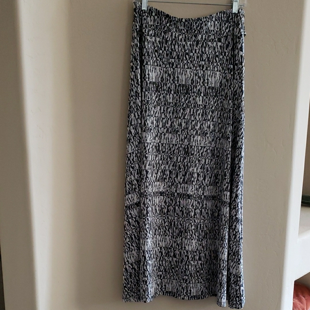 Robert Louis Black and White Maxi A-Line Skirt